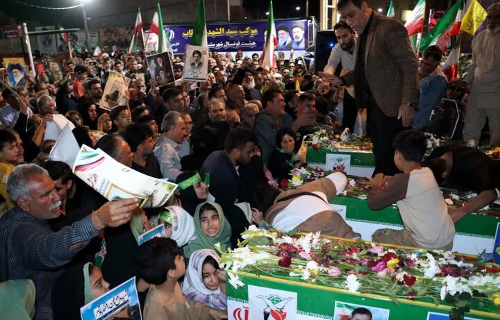 مراسم وداع با شهدای عشایر در خورموج برگزار شد