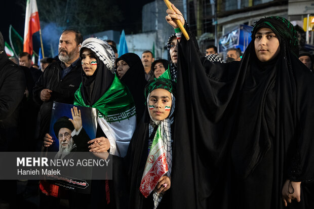 وداع با پیکر شهید محمد عباسی در گرگان