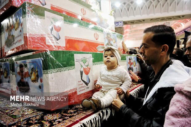 تشییع شهدای حمله به پردیسان در حرم بانوی کرامت