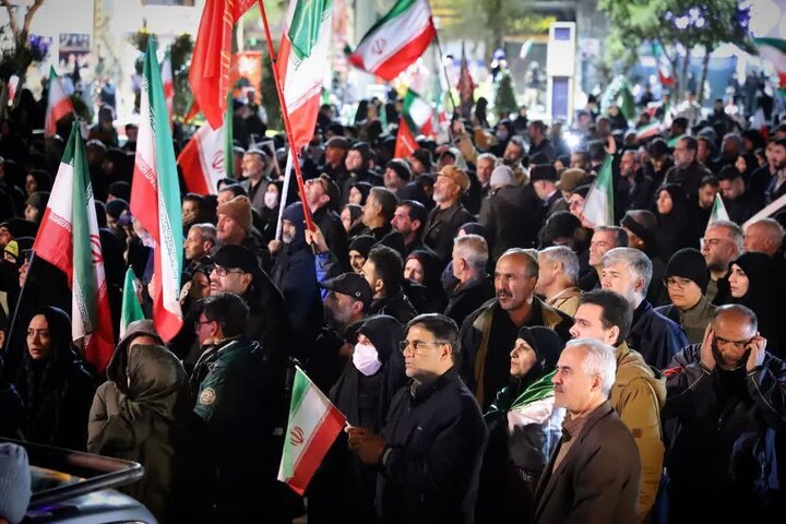 اجتماع حماسی مردم ولایتمدار دلیجان در پشتیبانی از رهبر معظم انقلاب