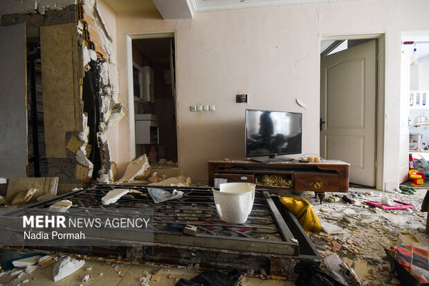 تجاوز آمریکایی-صهیونیستی به مناطق مسکونی حصارک کرج