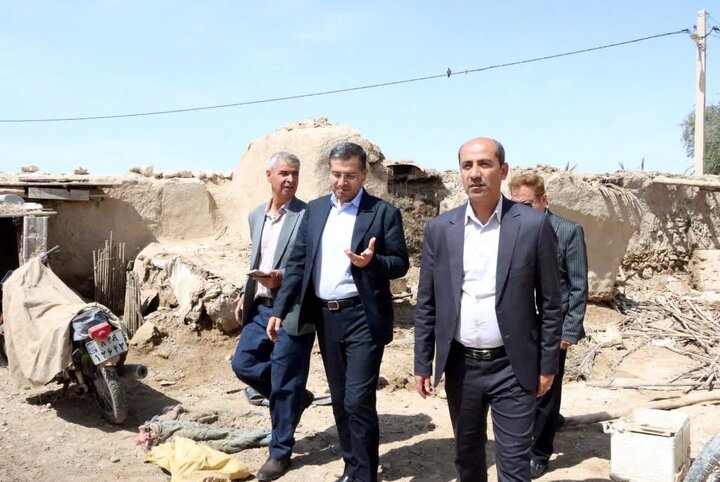 فرماندار دشتی: مشکلات مناطق سیل‌زده برطرف می شود