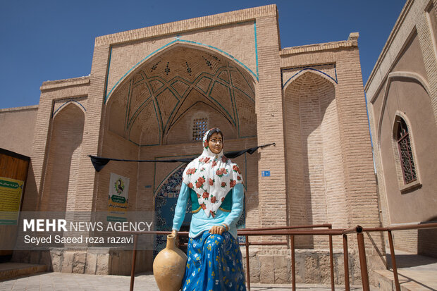 شهر زیرزمینی نوش ‌آباد