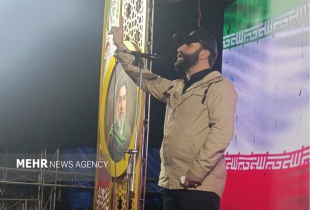 سرهنگ عزیزی: مردم ایران مثلث دفاعی کشور را تکمیل کردند