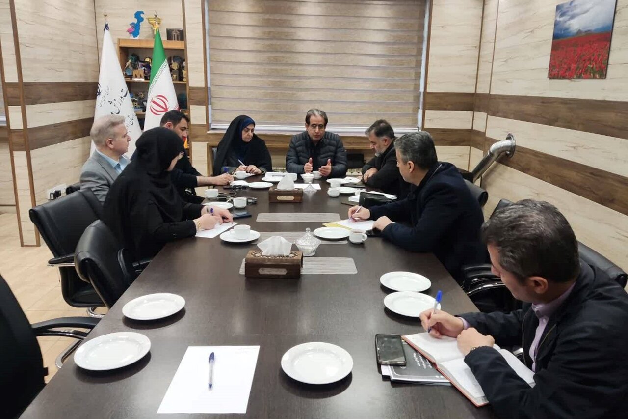 آغاز پویش «همه ایران خانه من» در آذربایجان شرقی آغاز پویش «همه ایران خانه من» در آذربایجان شرقی