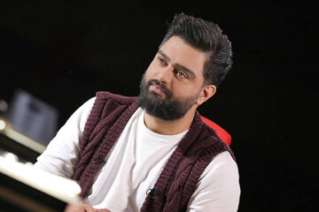 وطن که نداشته باشی هیچ چیز نداری؛ امروز بیشتر مفهوم خاک را می‌فهمم