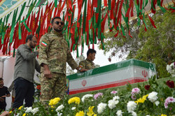 آیین تشییع سردار شهید «علیرضا تنگسیری» در بندرعباس