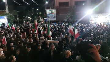 ایستاده ایم مثل دلیران تنگستان