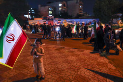 اجتماع شبانه مردم اهواز