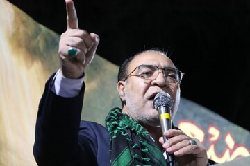 معاون آموزش‌وپرورش لرستان: سوخت موشک‌ها حضور مردم در خیابان‌هاست