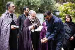 اصفہان: وطن پر جان قربان کرنے والے مسیحی کی مقامی چرچ حضرت مریم میں تدفین+ ویڈیو