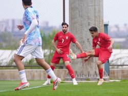 تیم ملی در برخی خطوط به ثبات نرسیده/ باید برای لیگ تصمیم درست گرفت