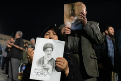 تصاویری از تجمع شبانه مردم رباط کریم