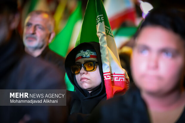 اجتماع حمایت از رزمندگان در مقابله با دشمن آمریکایی - صهیونی