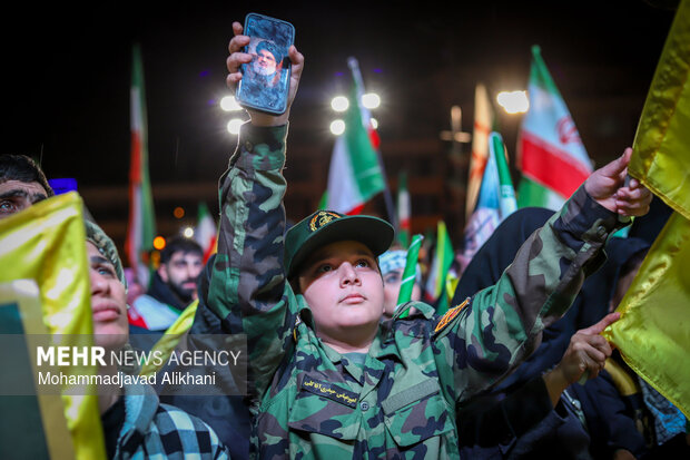 Iranian people denounce US-Israeli aggression
