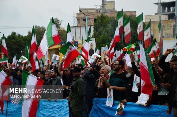 آغاز آیین تشییع سردار شهید «علیرضا تنگسیری» در بندرعباس