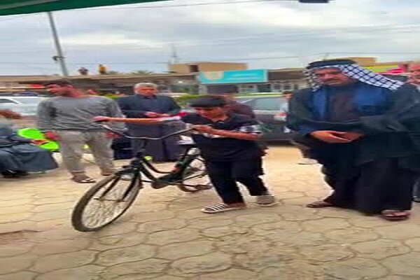 VIDEO: Iraqi boy donates bicycle as only asset to back Iran