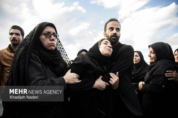 تشییع ۲۷شهید جنگ رمضان در اصفهان