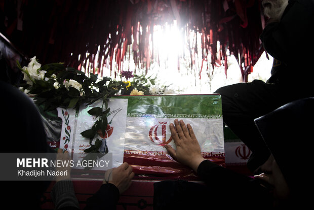 تشییع ۲۷شهید جنگ رمضان در اصفهان