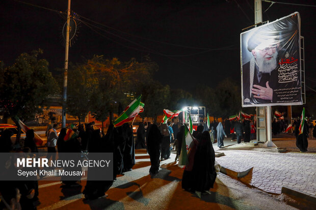 اجتماع شبانه مردم اهواز