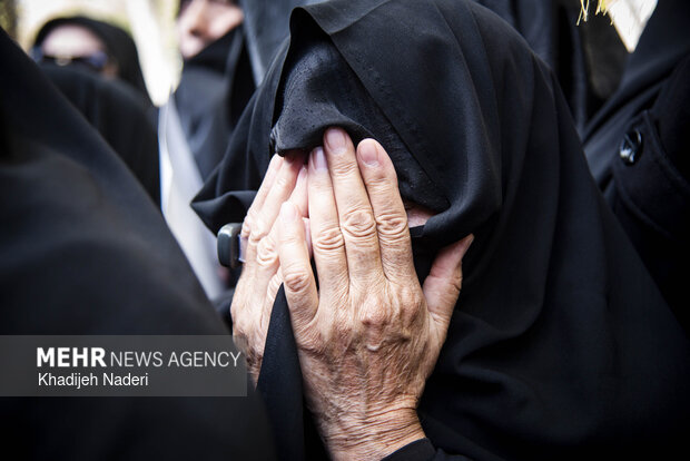 تشییع ۲۷شهید جنگ رمضان در اصفهان