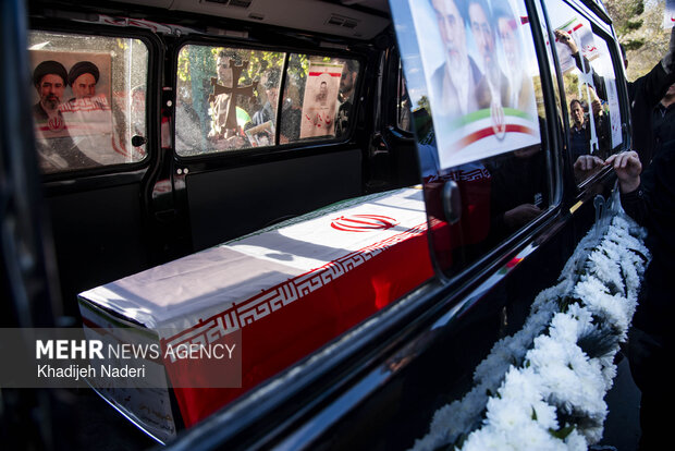 تشییع ۲۷شهید جنگ رمضان در اصفهان