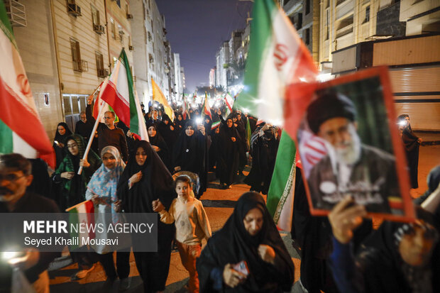 اجتماع شبانه مردم اهواز