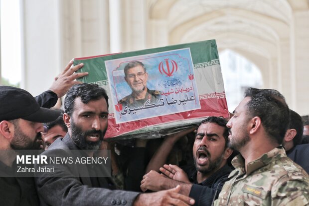 بدرقه ابدی سردار پرافتخار شهید تنگسیری در بندرعباس