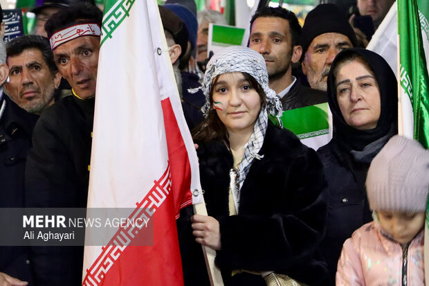 اجتماع شبانه مردم ارومیه