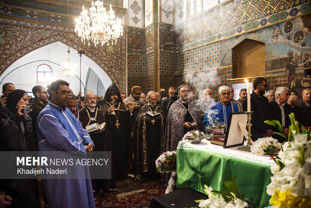 تشییع اولین شهید ارامنه در کلیسا حضرت مریم اصفهان