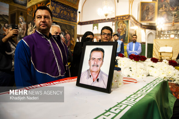 تشییع اولین شهید ارامنه در کلیسا حضرت مریم اصفهان