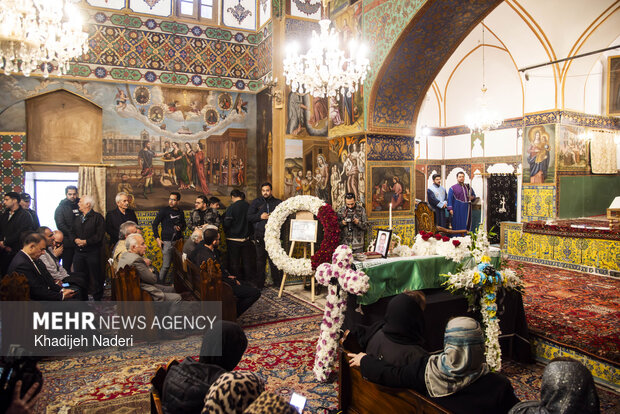 تشییع اولین شهید ارامنه در کلیسا حضرت مریم اصفهان