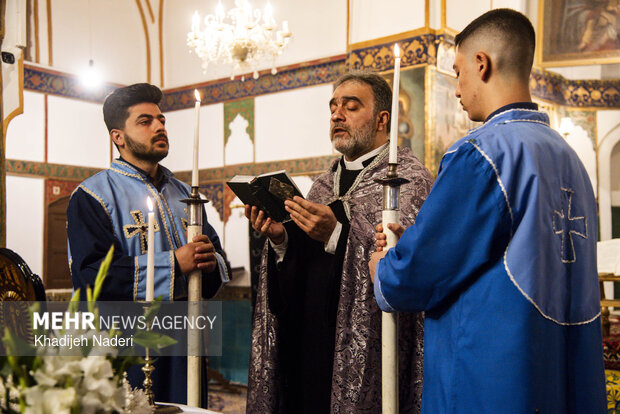 تشییع اولین شهید ارامنه در کلیسا حضرت مریم اصفهان