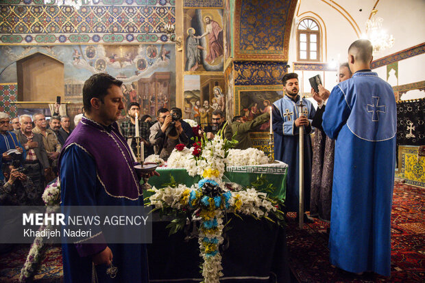 تشییع اولین شهید ارامنه در کلیسا حضرت مریم اصفهان