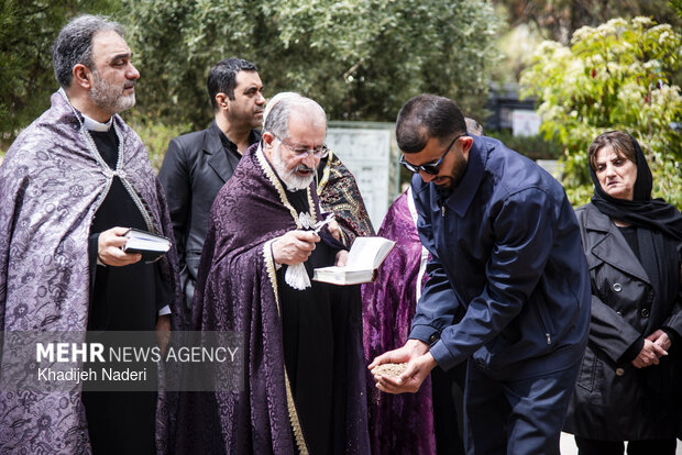 تشییع اولین شهید ارامنه در کلیسا حضرت مریم اصفهان