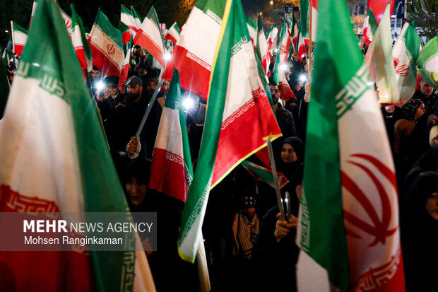 ویژه برنامه «دسته پرچم داران ایران»