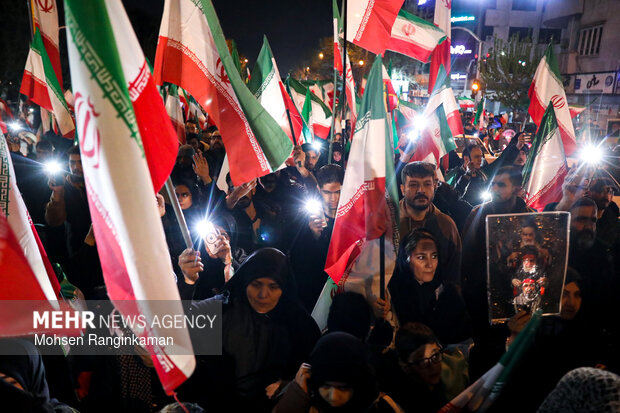 ویژه برنامه «دسته پرچم داران ایران»