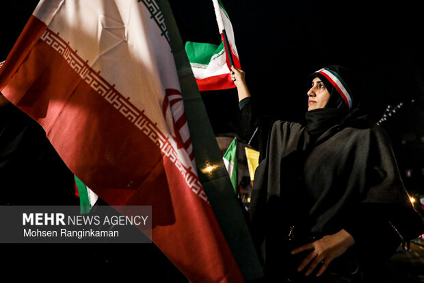 ویژه برنامه «دسته پرچم داران ایران»