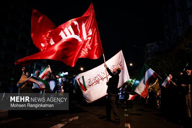 ویژه برنامه «دسته پرچم داران ایران»