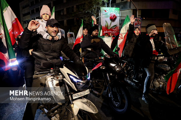 ویژه برنامه «دسته پرچم داران ایران»