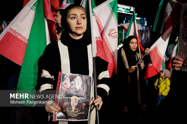 ویژه برنامه «دسته پرچم داران ایران»