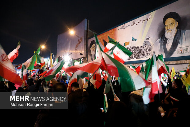 ویژه برنامه «دسته پرچم داران ایران»