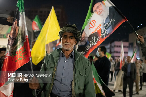 اجتماع بیعت افغانستانی‌های مقیم مشهد با رهبر انقلاب