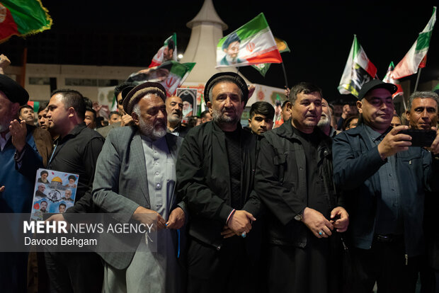 اجتماع بیعت افغانستانی‌های مقیم مشهد با رهبر انقلاب
