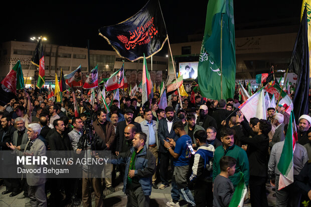اجتماع بیعت افغانستانی‌های مقیم مشهد با رهبر انقلاب