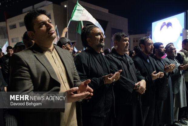 اجتماع بیعت افغانستانی‌های مقیم مشهد با رهبر انقلاب