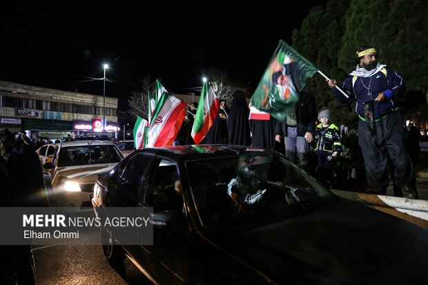 اجتماع سنندجی‌ها همزمان با یوم‌الله ۱۲ فروردین