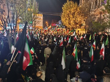 امام جمعه کرمانشاه: وحدت و انسجام ملی رمز پیروزی ملت ایران است