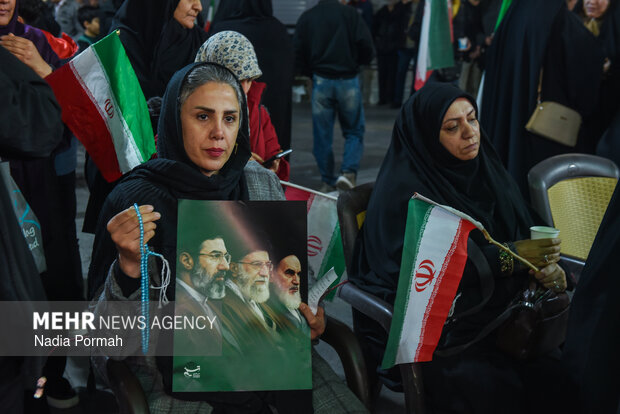 وداع با شهید عباس عسگری در اجتماع شبانه مردم البرز