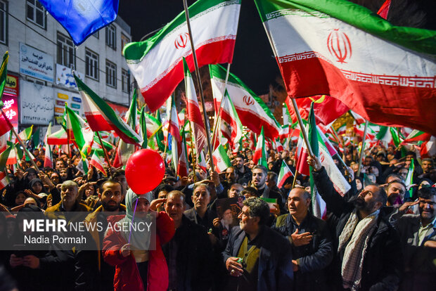 وداع با شهید عباس عسگری در اجتماع شبانه مردم البرز